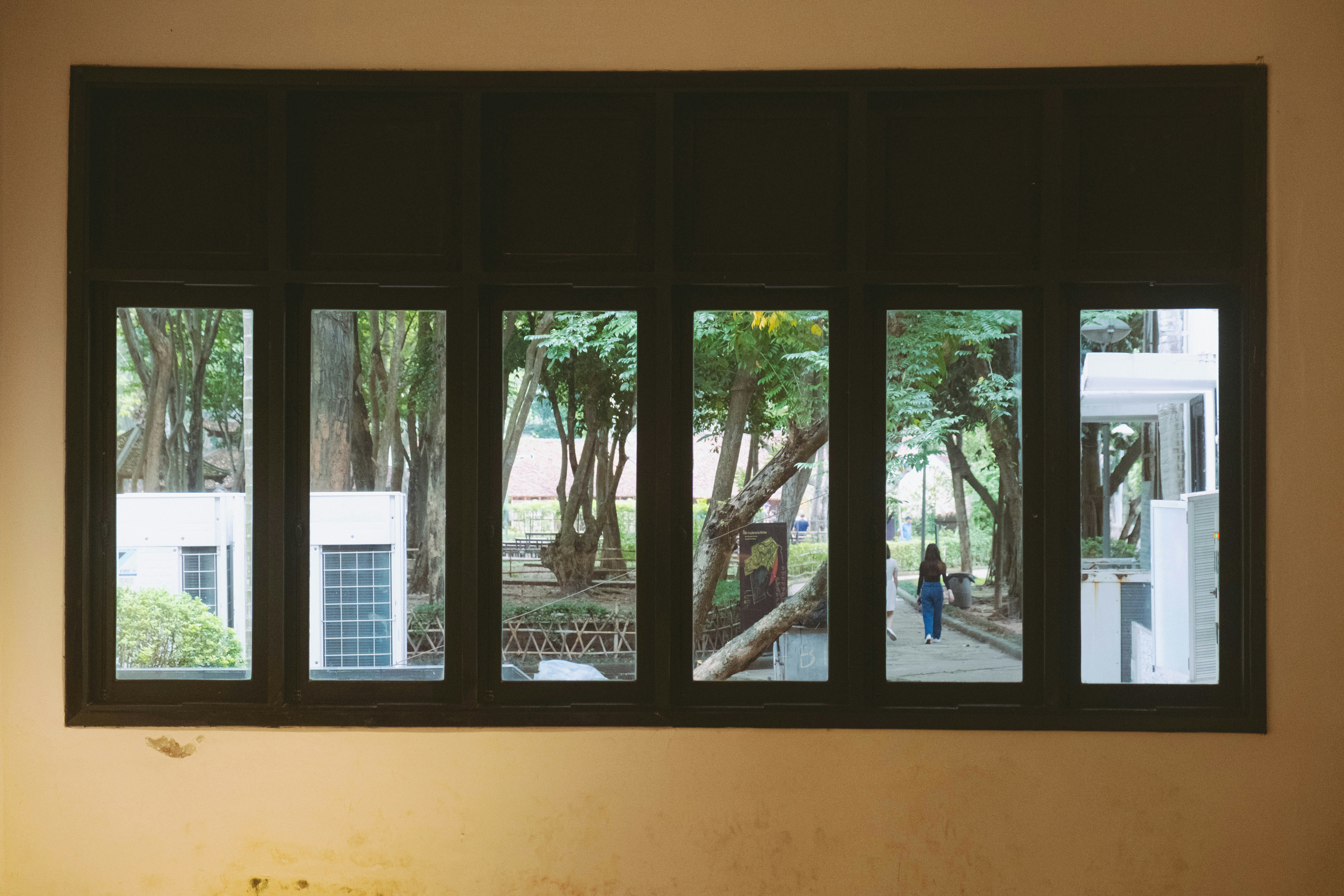 プロによるウィンドウフィルム施工